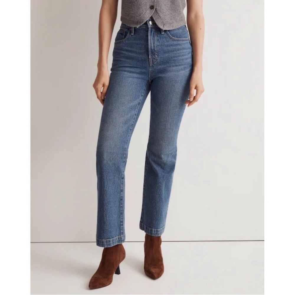 Madewell The Perfect Vintage Flare Crop Jean - Picture 2 of 9